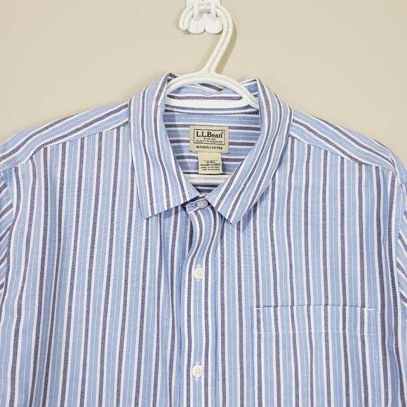 L.L. Bean Men’s Blue and White Striped Button-Down Shirt Size Medium - Picture 4 of 9